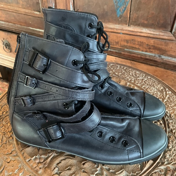 converse multi strap boots
